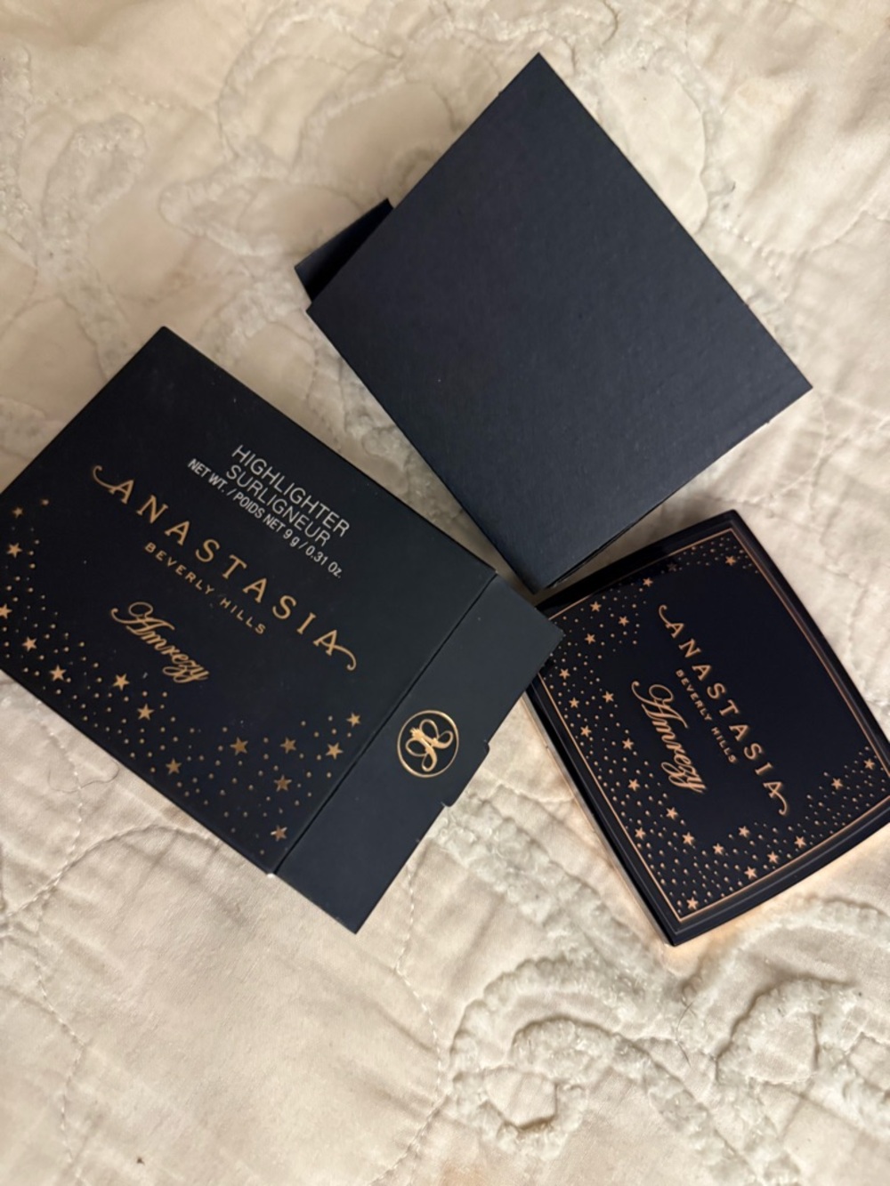 BNIB Amrezy Anastasia Beverly Hills highlighter